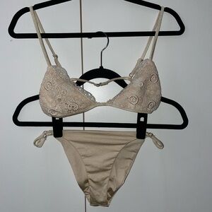 Blue Life Seashell Lace Beige Bikini Set